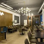 Quart Youth Hostel&Apartments